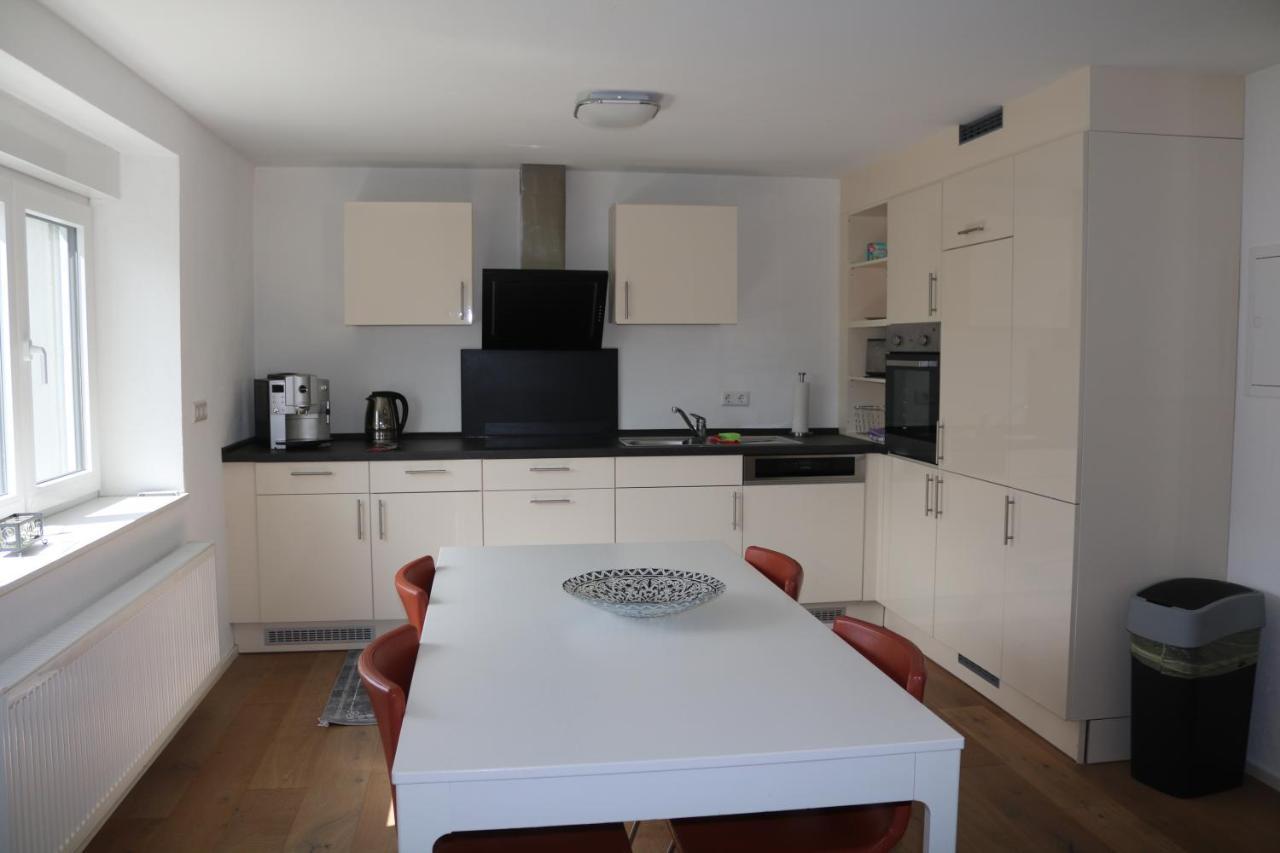 Giulia Apartment Зинген Екстериор снимка